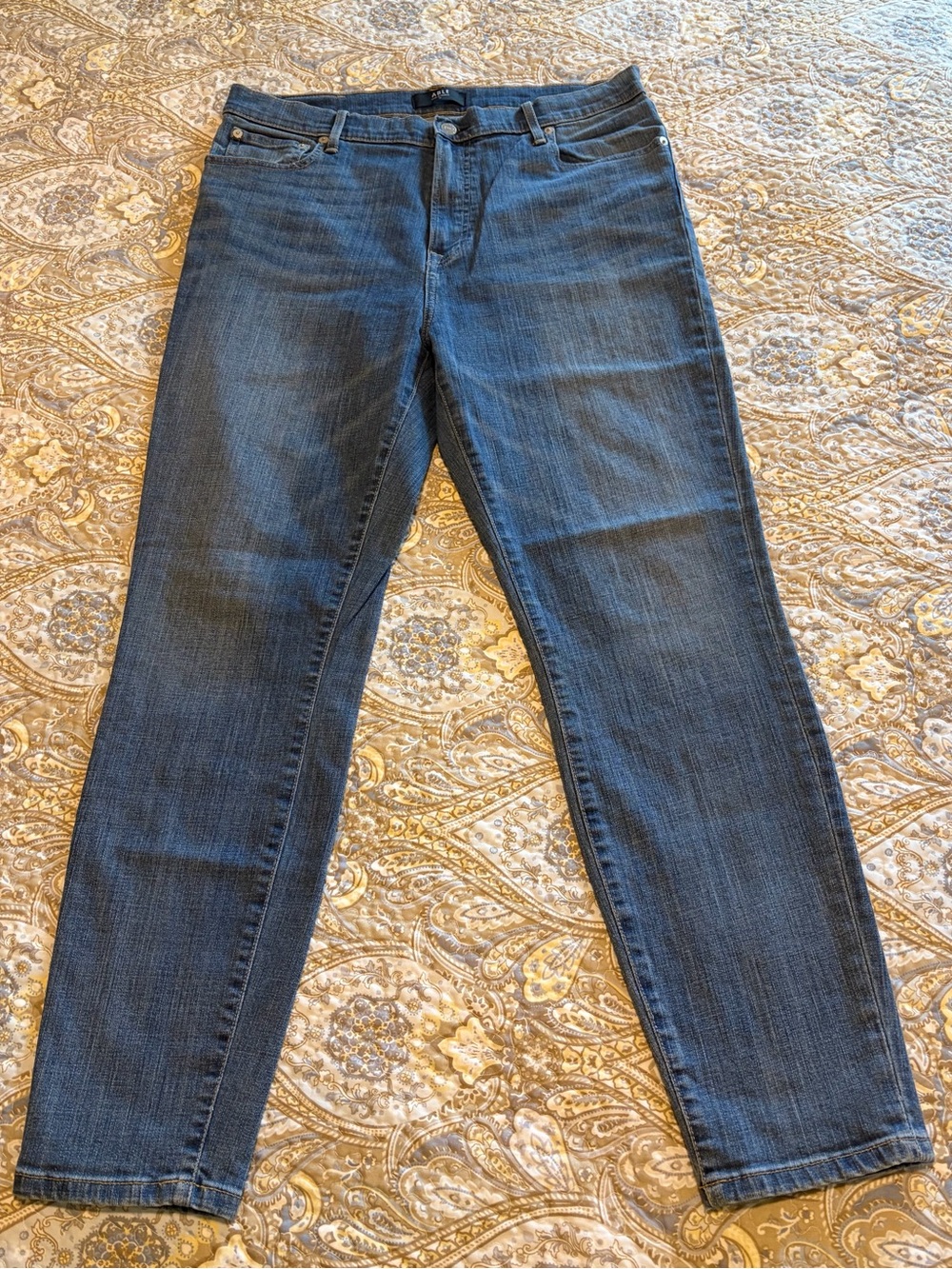 Able classic High Rise Medium Wash Jeans Sz 32